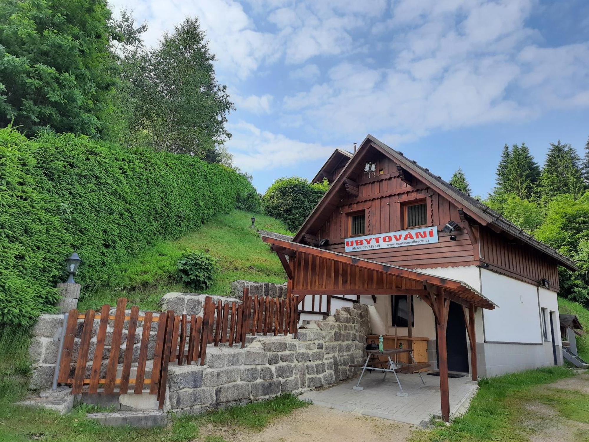 Apartman Albrecht Albrechtice v Jizerskych horach Exteriör bild